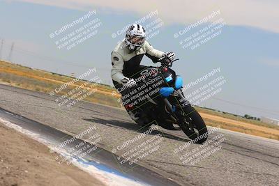 media/May-29-2023-Lets Ride (Mon) [[943717a907]]/B Group/1220pm (Grapevine)/